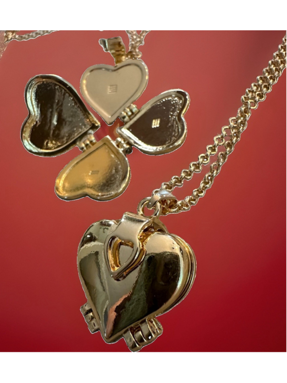 4-Heart/Photo Locket Gold Necklace NWOT